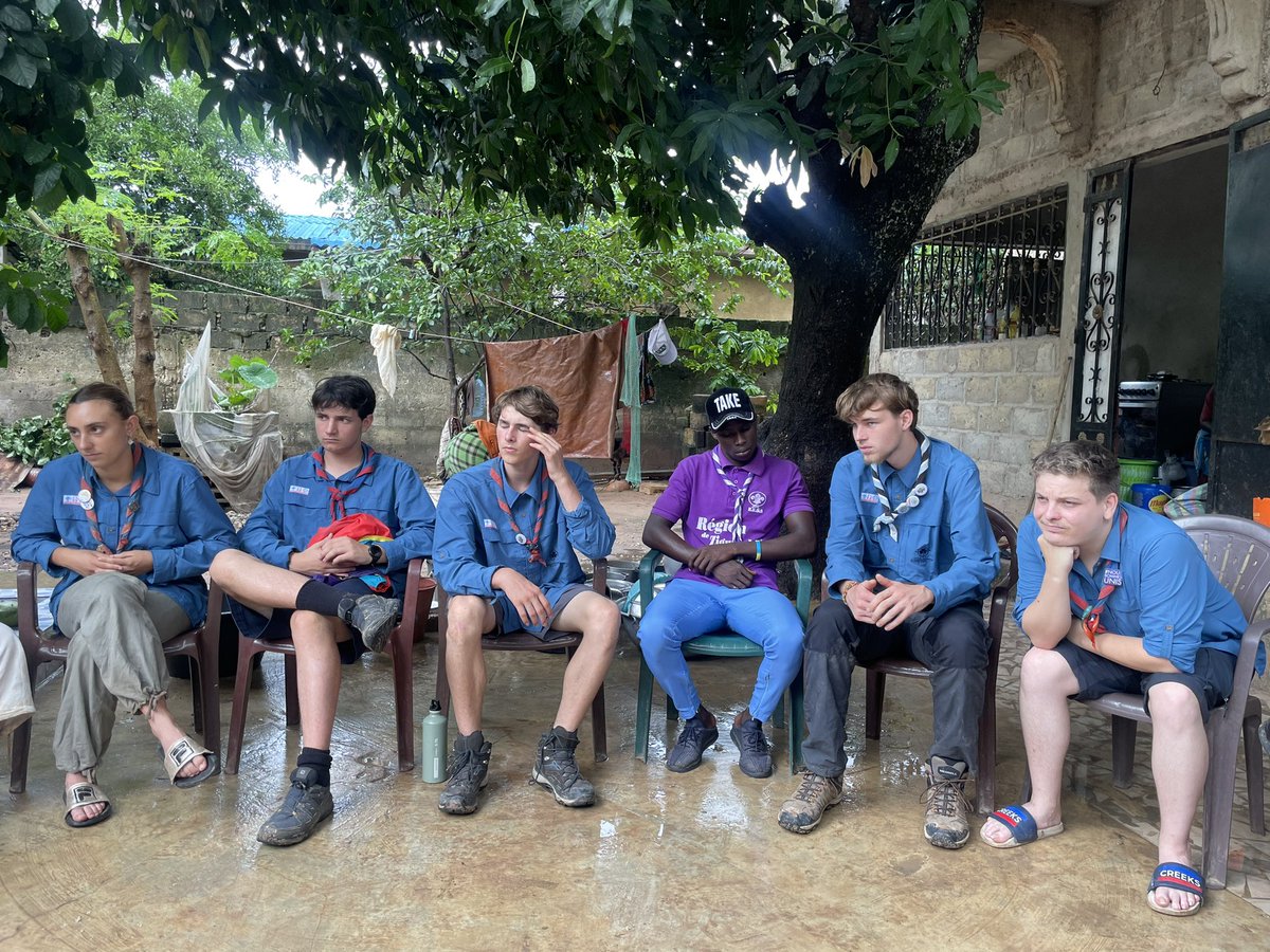 EEDF_merignac's tweet photo. A la découverte du Sénégal avec nos ami•es des EEDS ☘️

Nous avons eu la chance de rencontrer Fatou Cissé, ancienne inspectrice de l’Education Nationale. Une femme inspirante, militante des droits de l’Homme et de la scolarisation des jeunes filles !

@EEDF_officiel https://t.co/W37OLsD5qt