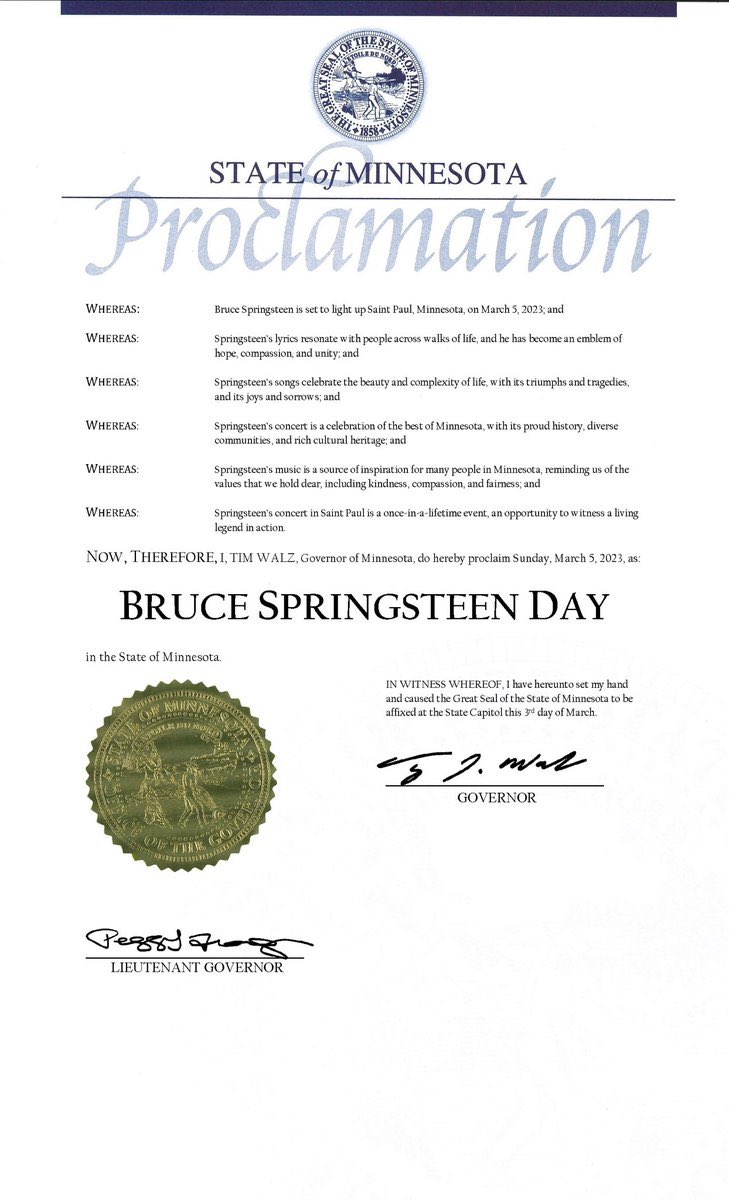 TedHallerLegal's tweet photo. The most important fact about @GovTimWalz is that he is a Springsteen fan. https://t.co/VKNTPQK4WU