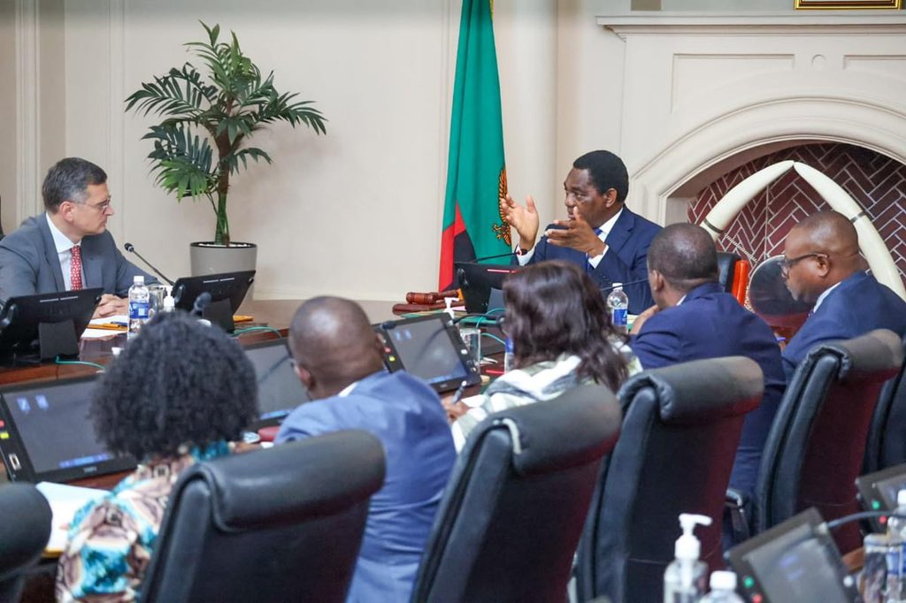Hakainde Hichilema tweet media