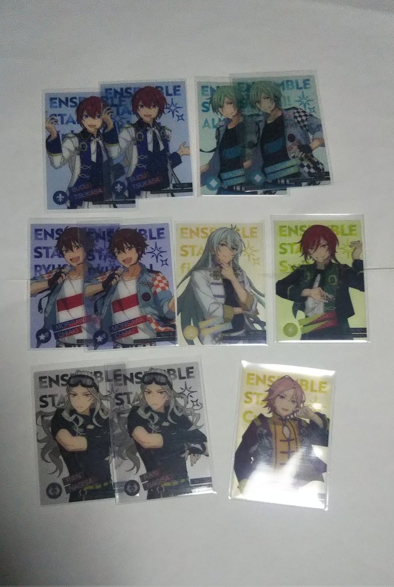natsuki1827's tweet photo. 【譲渡】あんスタ クリアカード３

譲)画像の物
求)１枚100円＋送料

画像１(SP)…同数、画像４からお引き取りください。颯馬・忍はSP２枚＋Ｎ１枚も可能

画像２…２～３枚につき１枚、画像４からお引き取りください

画像３・４は１枚～譲渡可能 https://t.co/k0txWJmjjz