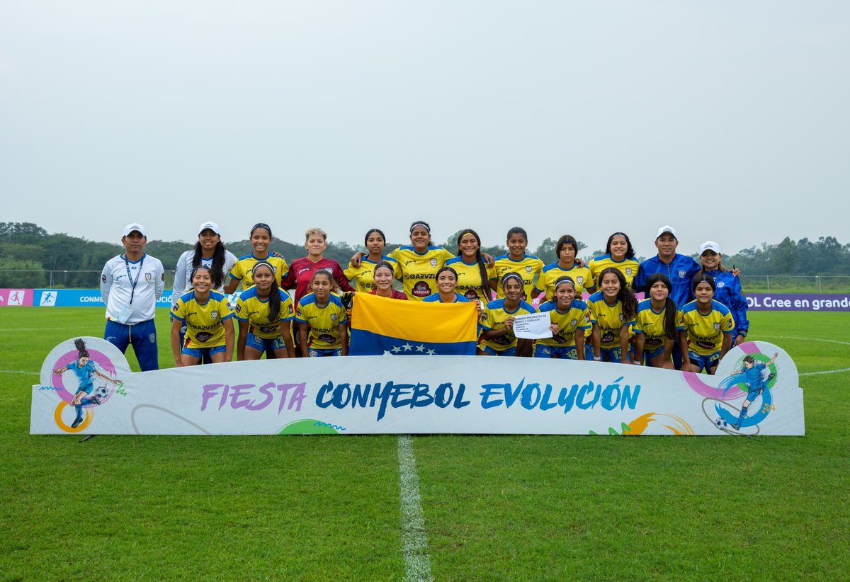 SomosAfel's tweet image. 𝐋𝐀𝐑𝐀, 𝐏𝐑𝐄𝐒𝐄𝐍𝐓𝐄 𝐄𝐍 𝐋𝐀 𝐅𝐈𝐄𝐒𝐓𝐀 
@CONMEBOL 𝐄𝐕𝐎𝐋𝐔𝐂𝐈𝐎́𝐍 🇱🇦

Madeira Club  compite en lo que es una nueva edición de la Fiesta Conmebol Evolución en Paraguay 🇵🇾

#SomosAFEL #TeamAFEL #TodosSomosAFEL #ConElOrgulloDeSerLarense