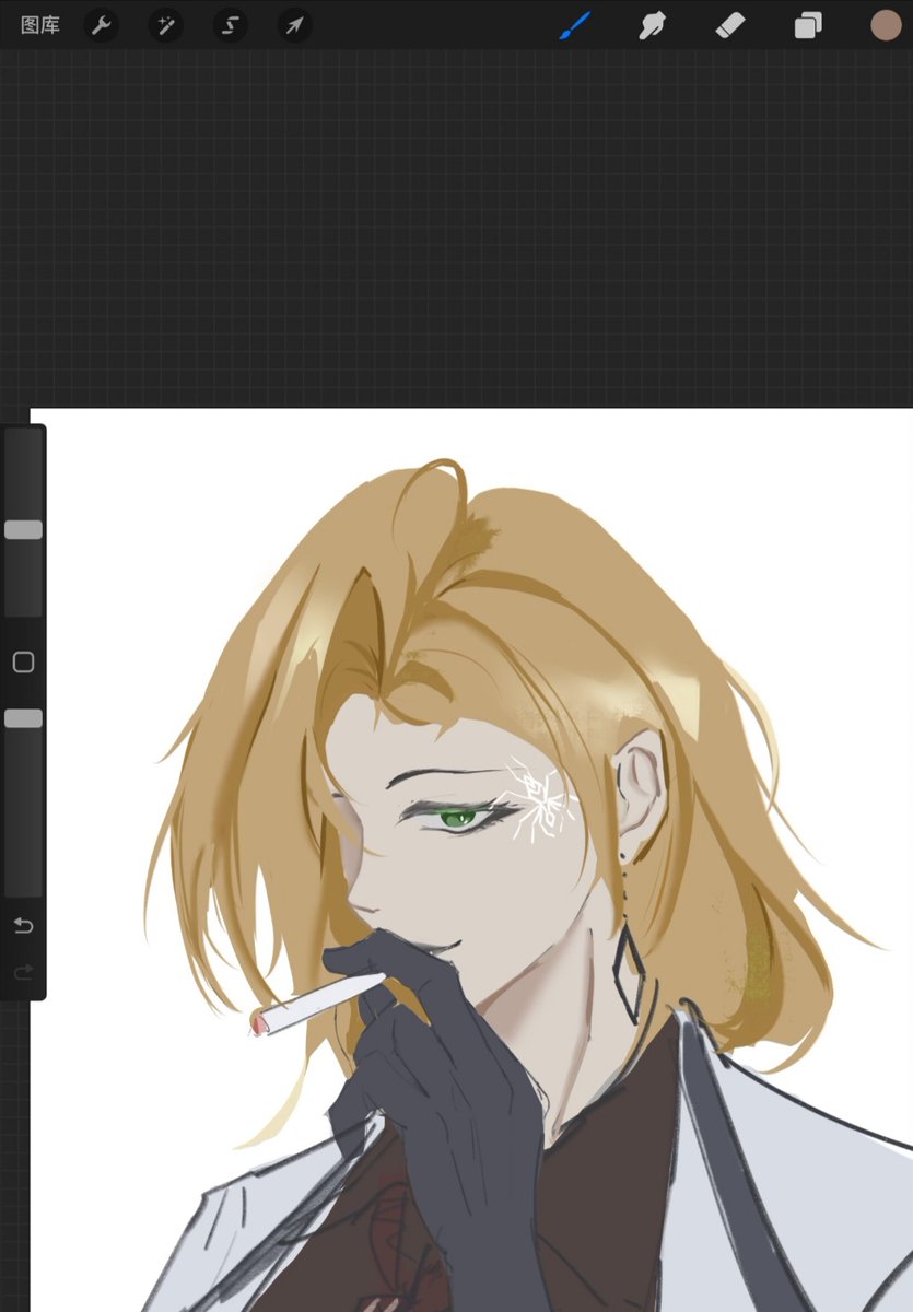 一下班就没动力干任何事………但是爬起来画个老女人………