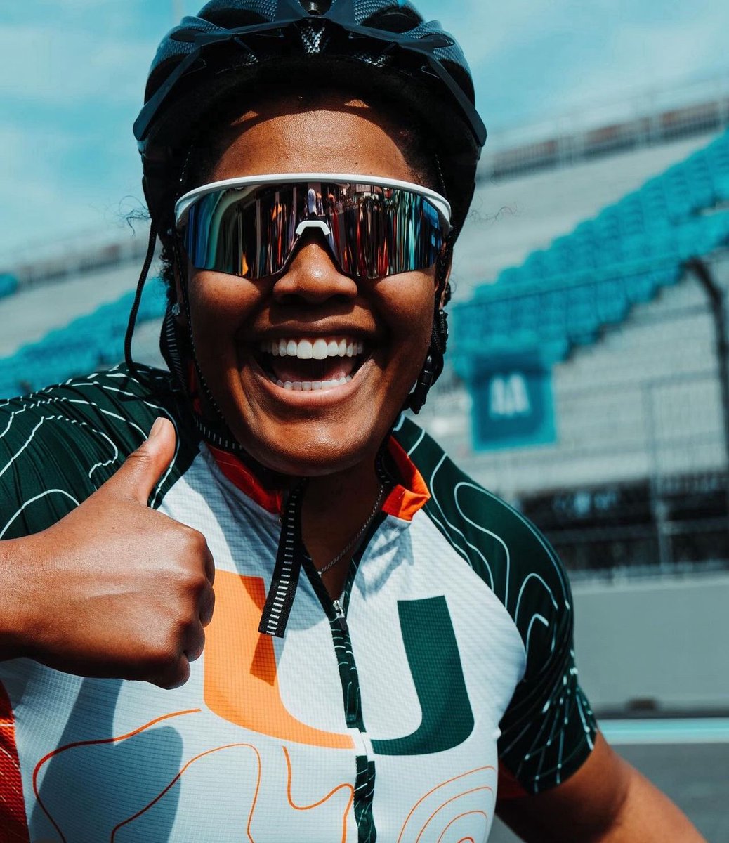 “I want to show that life after cancer is not just possible but powerful.”

Breast cancer survivor <a href="/LaShaeRolle/">LaShae D. Rolle, MPH, CPH</a> shares why she’s proud to be a cancer survivor in this new blog post: buff.ly/4dbKnPu 

#NationalCancerSurvivorsDay #MotivationalSpeaker