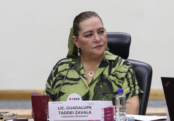 🔍 Un informe revela que el 40% de los empleados que sustituyeron a directores y subdirectores dados de baja en el INE entre abril 2023 y febrero 2024 son cercanos a la consejera presidenta Guadalupe Taddei y otros funcionarios. 🏛️

📊 Datos Clave:

Entre abril 2023 y febrero