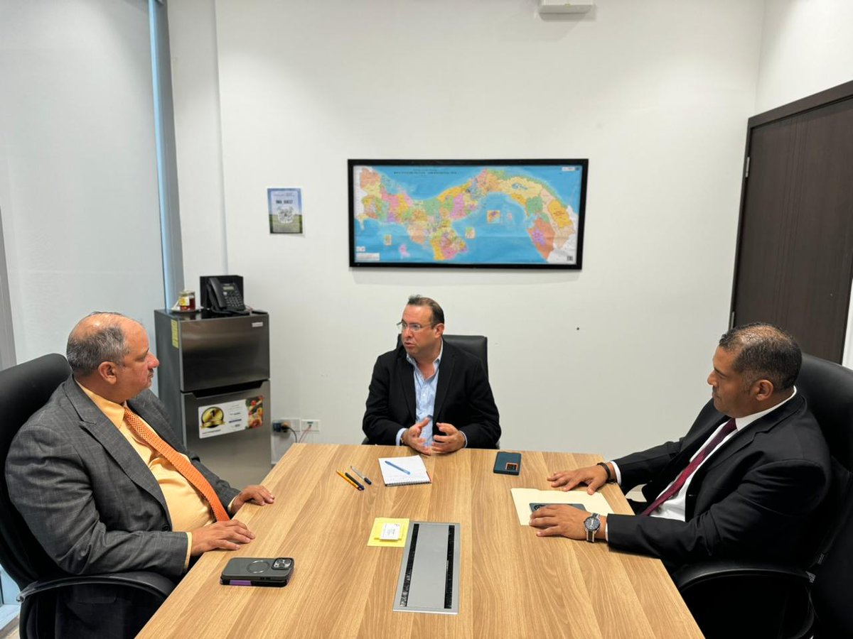 Jorge Herrera (@jherrerahd) on Twitter photo En la reunión con el Director del <a href="/IMA_Pma/">Instituto de Mercadeo Agropecuario</a>, Nilo Murrillo, tratamos temas de importancia para el distrito, como el establecimiento de un cuarto frío en el Mercado Público, el fortalecimiento a los salineros y más alimentos al mejor precio para los aguadulceños. En la reunión con el Director del <a href="/IMA_Pma/">Instituto de Mercadeo Agropecuario</a>, Nilo Murrillo, tratamos temas de importancia para el distrito, como el establecimiento de un cuarto frío en el Mercado Público, el fortalecimiento a los salineros y más alimentos al mejor precio para los aguadulceños.