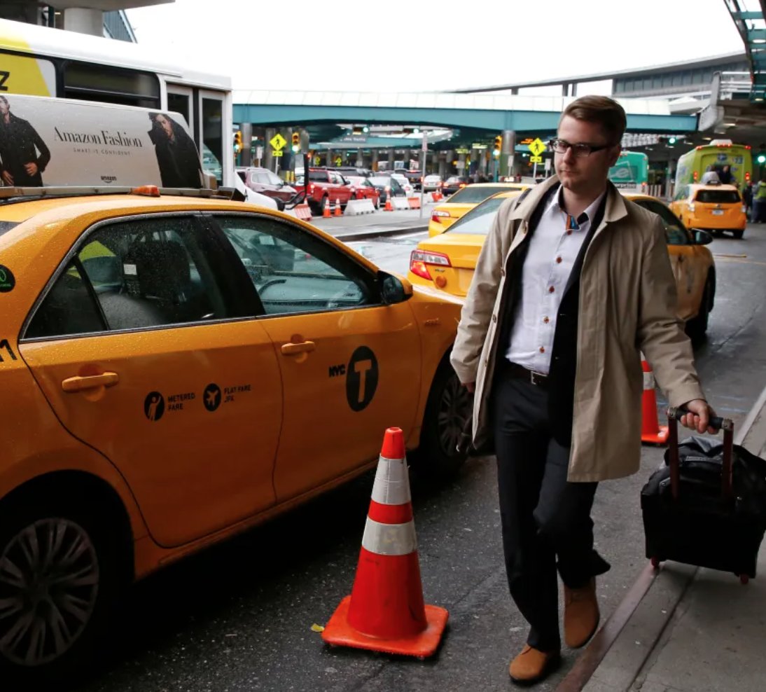 YellowTaxiNow's tweet photo. Quincy Cab. THE AIRPORT TAXI to and from Logan or TF Green—check our pricing by town call today or book online! https://t.co/S2l0nJzxlr 617.471.8294 WE NEED DRIVERS! #quincycab #taxi #quincyma #miltonma #braintreema #marinabaytaxi #theairporttaxi #JOINOURTEAM https://t.co/a2zrtO9OVX