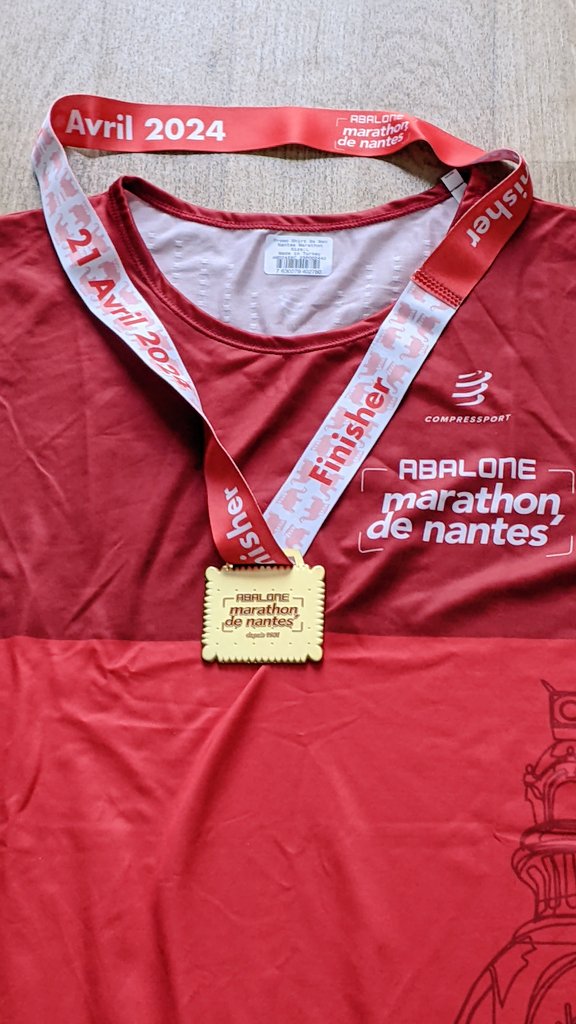 fouc77's tweet photo. @RMCrunning  @TonyEstanguet 
#benoitboutron 
@Paris2024 
    
#marathonpourtous 
@Orange_France
a 5j du marathon pour tous je pense etre pret 3 marathons cette annee  il y a vraiment pas moyen de recuperer un dossard https://t.co/WZSqmlzih4