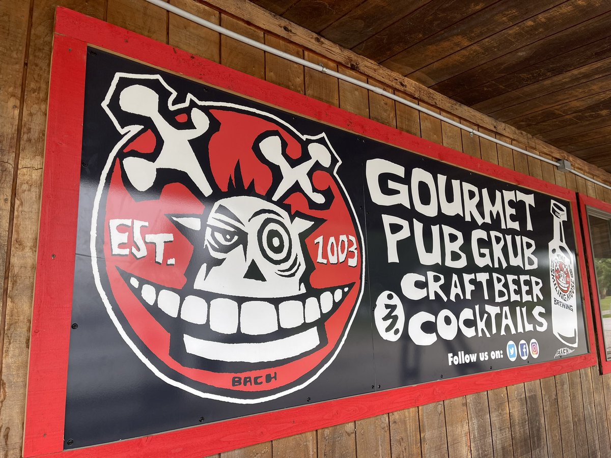 TheSmilingMoose's tweet photo. ‼️HAPPY ANNIVERSARY TO SMILING MOOSE CRANBERRY! 3 YEARS AGO TODAY WE OPENED OUR DOORS!‼️ STOP BY TODAY AND CELLY
WITH US! THANK YOU CRANBERRY ! ❤️🍻 thesmilingmoose #cranberrytownship #cranberrytownshippa #wexfordpa #smilingmoose #pittsburgh https://t.co/maJJ4CgE3z