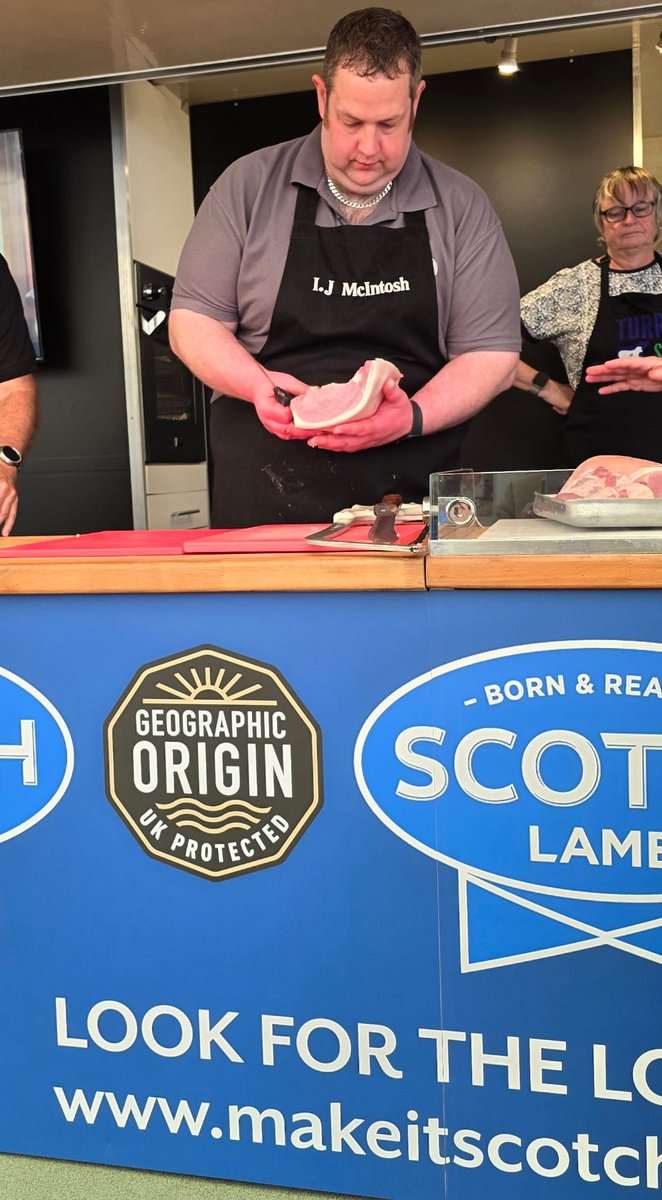 qmscotland's tweet photo. π We are thrilled to announce our sponsorship of the Cookery Theatre at the Turriff Show! π
A huge thank you to our Scotch Butcher Club members for their fantastic butcher demos:
π₯© Gavin from I.J McIntosh in Fraserburgh
π₯© Jock and Charlie from Macbeths in Forres https://t.co/FbyUHShqMj