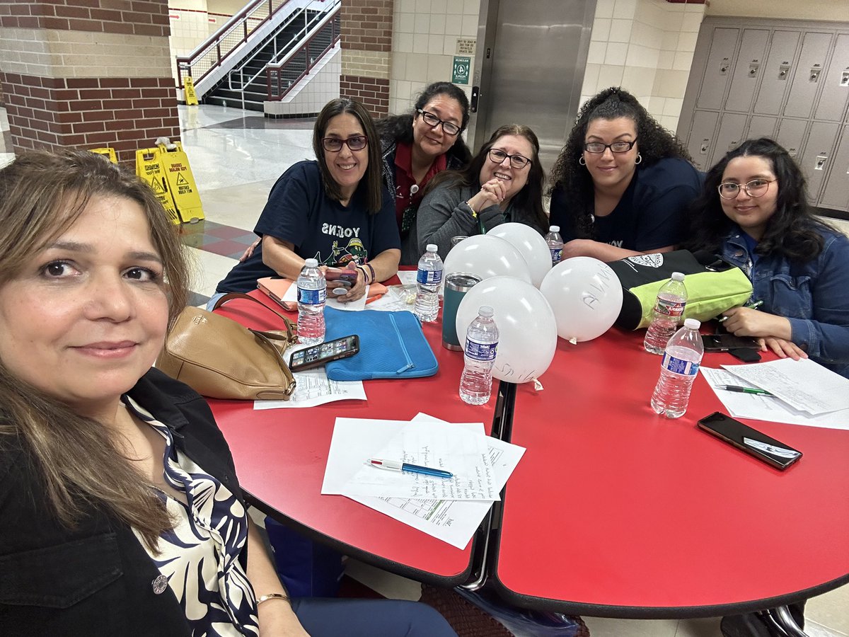Summit Day 1: excited to be learning for the year 24-25 #deepdiveintolearning #gatonation <a href="/Youens_Gators/">Youens Elementary</a> <a href="/Ruth_Kacz/">Ruth Serna (Kaczmarek)</a> <a href="/AliefISD/">Alief ISD</a>