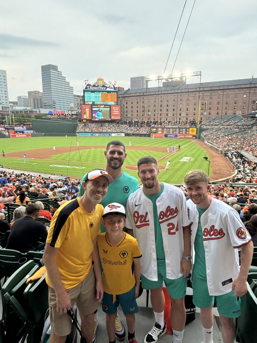 MMIMWolves's tweet photo. Absolutely amazing experience, hoping ⁦@Wolves⁩ you’ll come back next year 🇺🇸 #wearewolves https://t.co/3954vXQ8sP