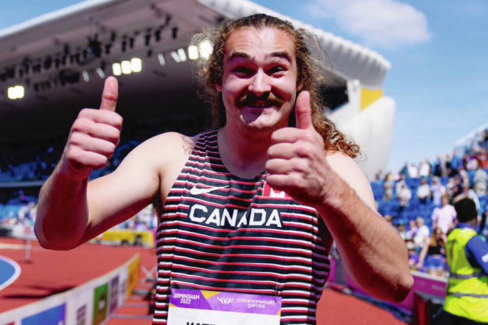 raina douris tweet media