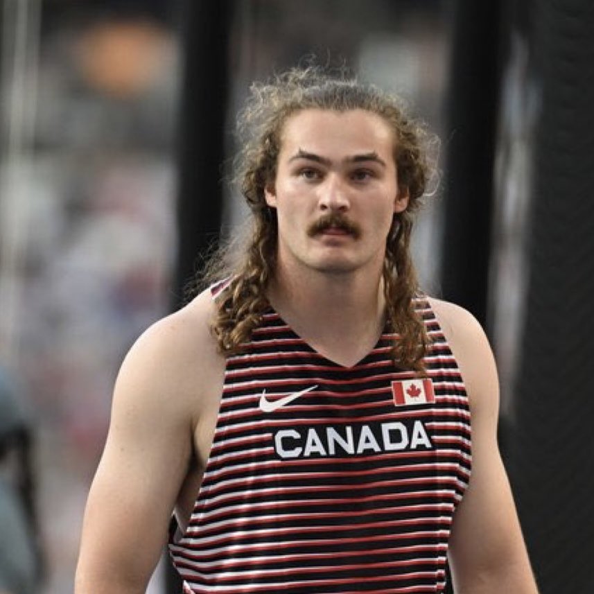 raina douris tweet media