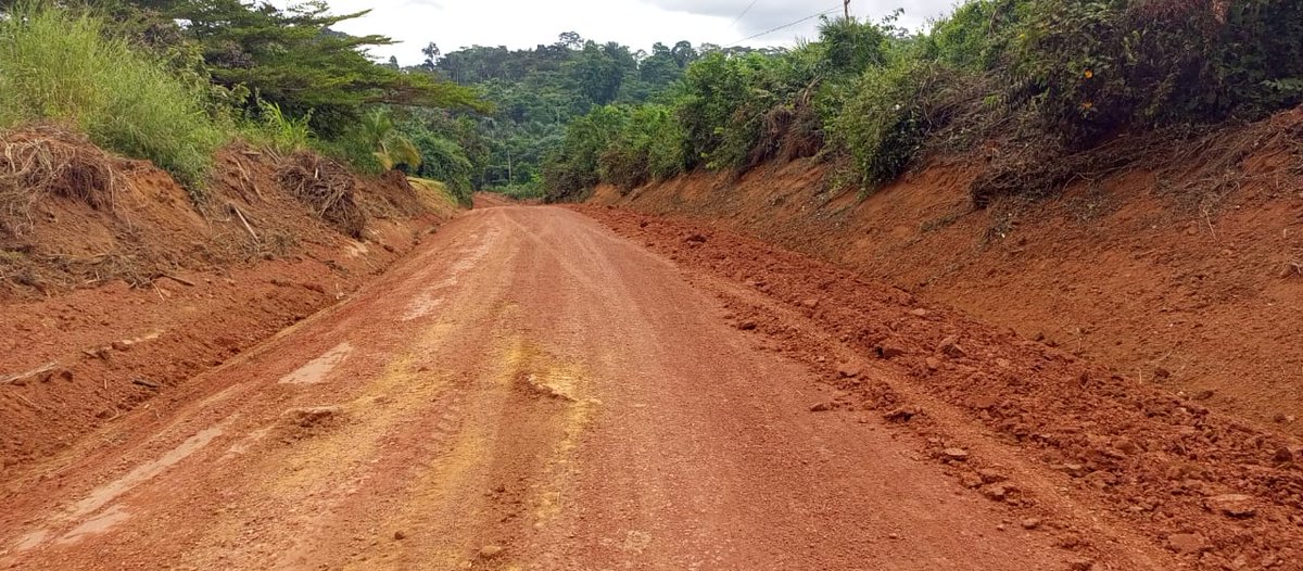 Nous avons  engagé des travaux de reprofilage de ses routes communales. Nous sommes à la phase du gravillonnage sur certaines chantiers notamment sur les axes Nkol Melen-Nkoa Ebe et Bikok Centre-Nkoa Ebe.