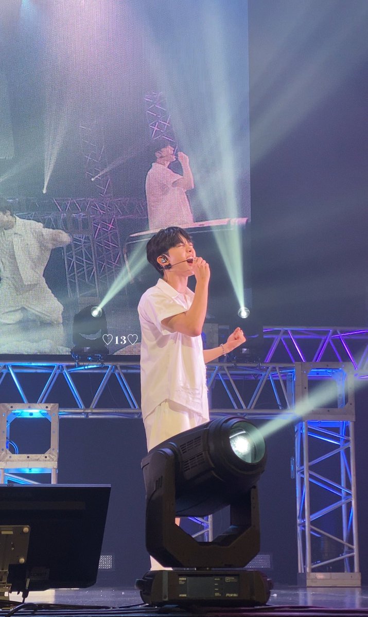 ♡13♡ tweet media