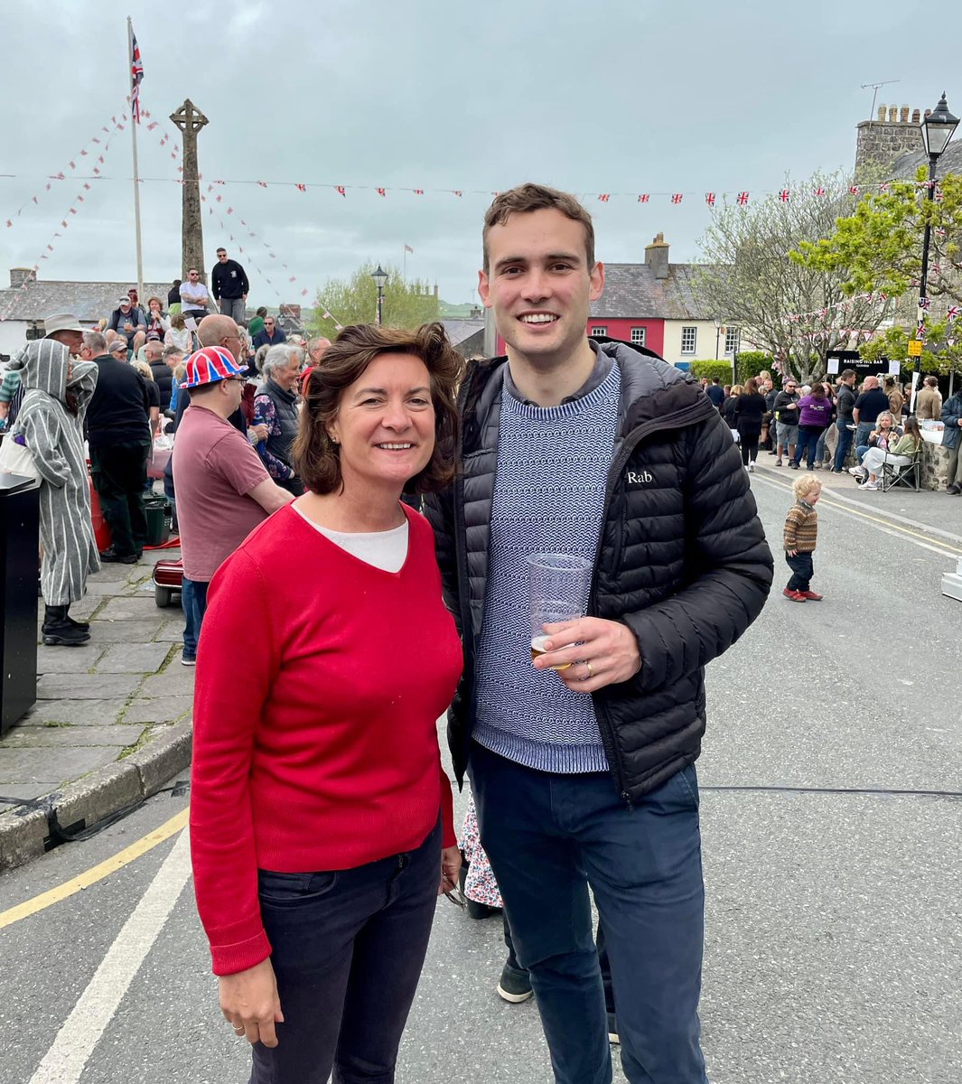 Henry Tufnell MP (@tufnellhenry) on Twitter photo Many congratulations to <a href="/Eluned_Morgan/">Eluned Morgan</a> on becoming the First Minister of Wales! A huge achievement and I look forward to working with you to deliver for Pembrokeshire. Many congratulations to <a href="/Eluned_Morgan/">Eluned Morgan</a> on becoming the First Minister of Wales! A huge achievement and I look forward to working with you to deliver for Pembrokeshire.