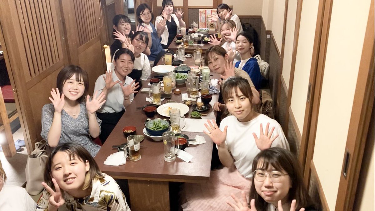 火曜はメイプル〜🍁

今日は新しい英語の曲の練習をしました！
そして、練習のあとはみんなが楽しみにしていた納涼会がありました🍻