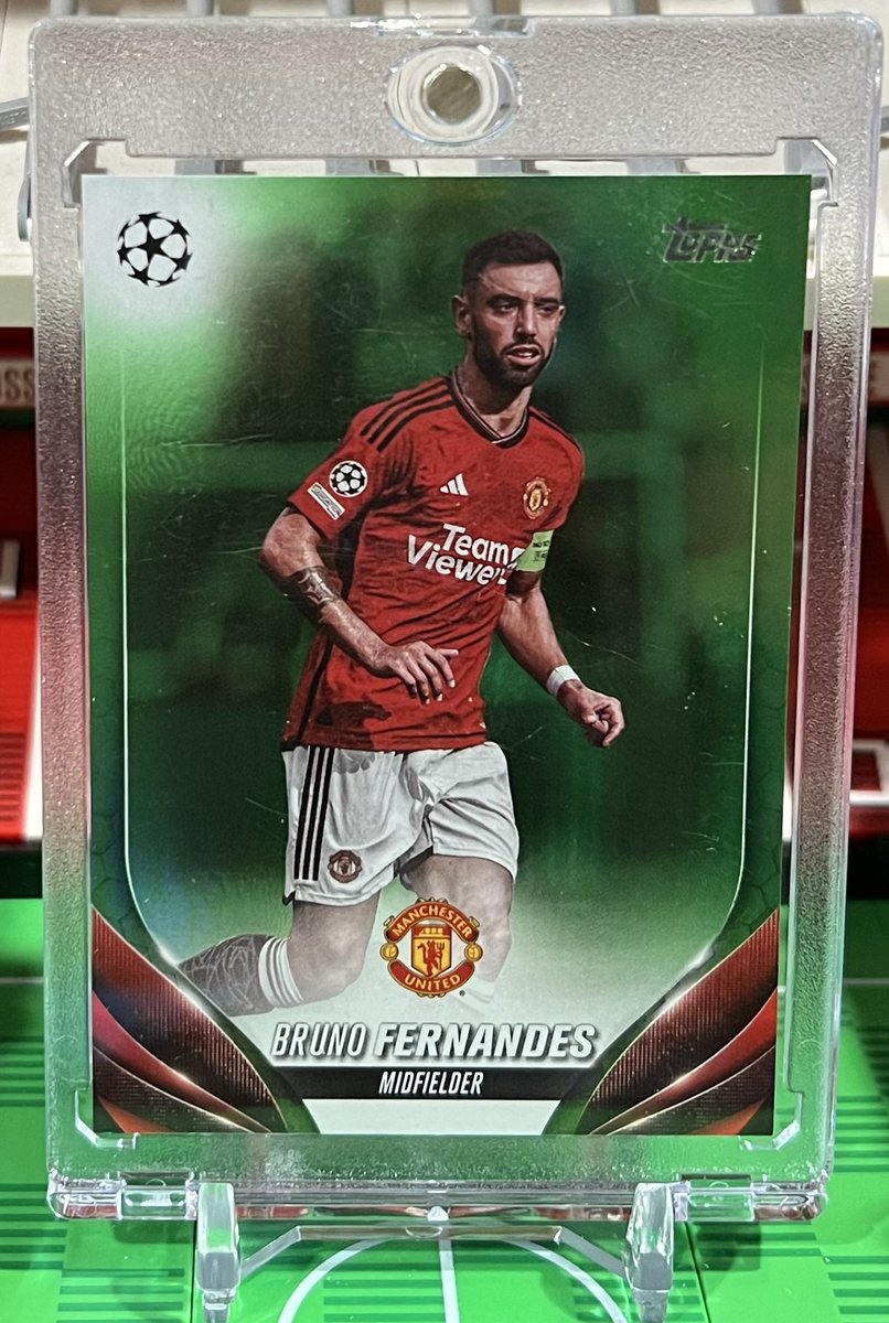 soccerballsfc's tweet photo. #ManchesterUnited #SoccerCards https://t.co/rTLZIPzQ7q