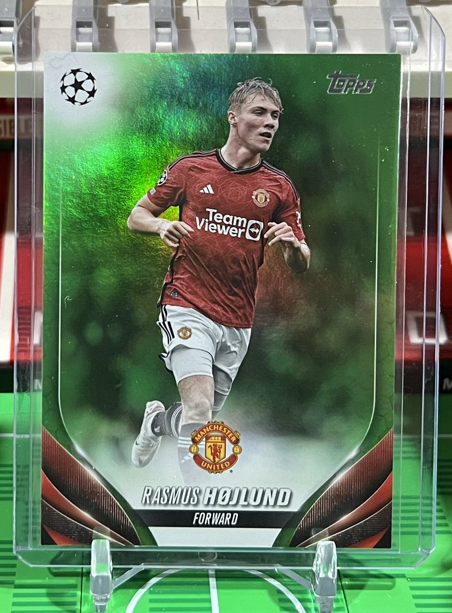 soccerballsfc's tweet photo. #ManchesterUnited #SoccerCards https://t.co/rTLZIPzQ7q