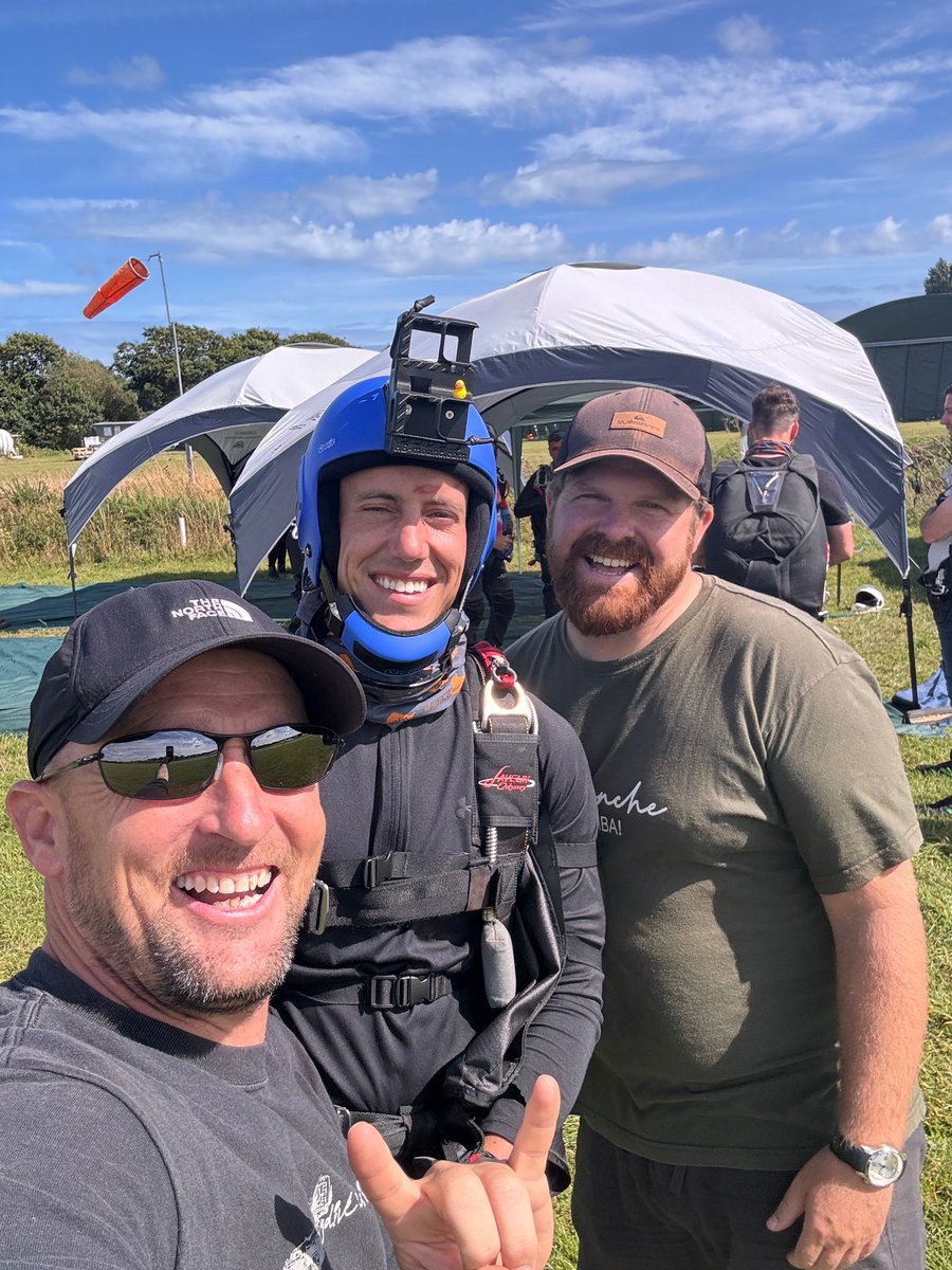 Skydive Isle of Wight tweet media