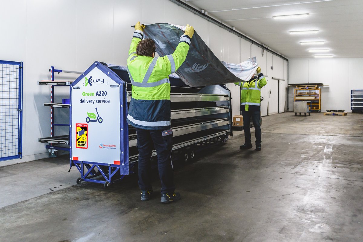 🛴 𝗫𝘄𝗮𝘆 : 𝘂𝗻𝗲 𝘁𝗿𝗼𝘁𝗶𝗻𝗲𝘁𝘁𝗲 𝗶𝗻𝗻𝗼𝘃𝗮𝗻𝘁𝗲 𝗽𝗼𝘂𝗿 𝗹'𝗶𝗻𝗱𝘂𝘀𝘁𝗿𝗶𝗲 🚀
La Xway, issue du programme Airbus A220, conçue par l'équipe d'amélioration continue du Groupe Blondel, transporte des découpes de matières jusqu'à 4 mètres de long.
#logistique