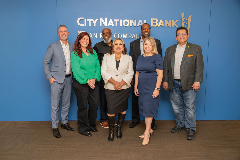 sbcnyc's tweet photo. To land top talent, Sarah Grimstead of #Insperity emphasizes the importance of offering development programs that resonate with the type of talent you want to attract. Employees are drawn to workplaces that invest in their growth. #Talent https://t.co/DXnY3FcEL0 https://t.co/JlAGnG0Bc7