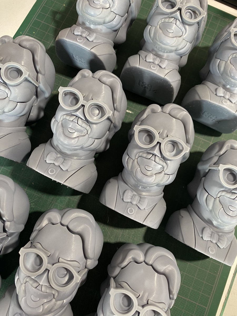 toatoysmx's tweet photo. Serán únicamente 10 piezas para este segundo lanzamiento ⏳

#ToaToys #GuillermoDelToro #arttoy https://t.co/95phYXwlRk