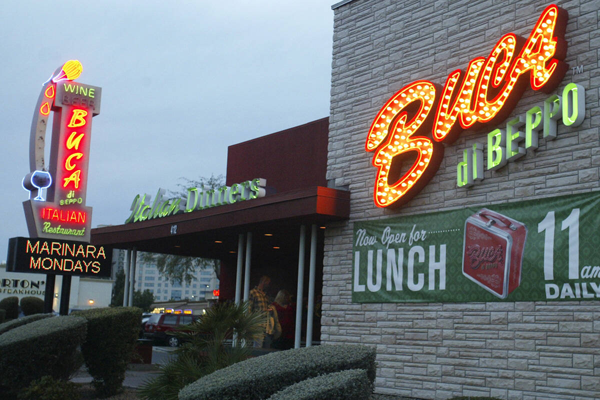 brianvandrburgh's tweet photo. Popular Italian restaurant chain files for Chapter 11 bankruptcy https://t.co/99HoVpmKzR https://t.co/Hq3LkUrFJW