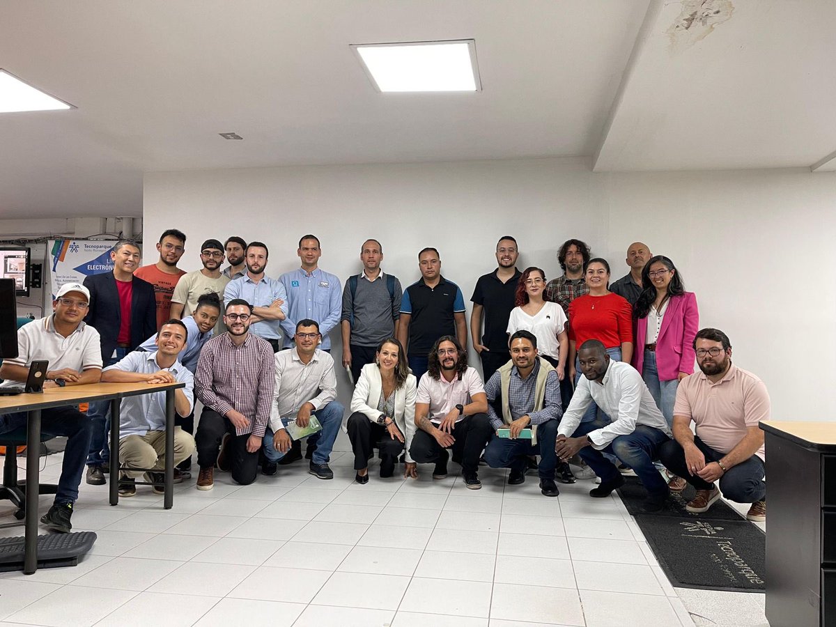 CamaraOriente's tweet photo. El Clúster Tecnológico del Oriente Antioqueño asegura cofinanciación para el Desarrollo de Soluciones Tecnológicas🙌💡✅

Amplía la información aquí: https://t.co/Mk6RHfUOkj https://t.co/whcnpWzDBw