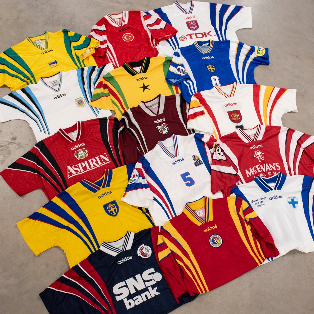 Classic Football Shirts tweet media
