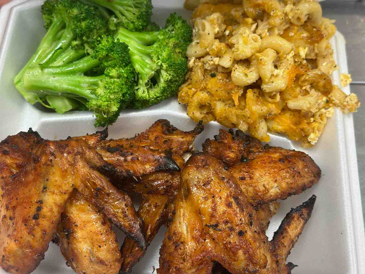 OnSidez21430's tweet photo. There's no love sincerer than the love of American food, and we're here to share that love with you. Come and celebrate the flavors that unite us!

#AmericanFood 
https://t.co/5mTjP3OhoS https://t.co/0kJPPUFWBq