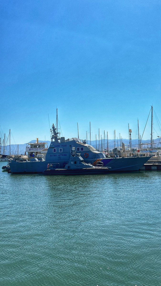iberianludus's tweet photo. ๐จ๐พ #Latchi #Cyprus
Buque patrullero, perteneciente a la โMarine Policeโ de Chipre, junto con su โhermano pequeรฑoโ al lado en el puerto de Latchi.
Curiosa actualidad geopolรญtica la de esta isla europea del Mediterrรกneo.
No todo en vacaciones va a ser sol y playa ๐
https://t.co/Vd80A7IbjY