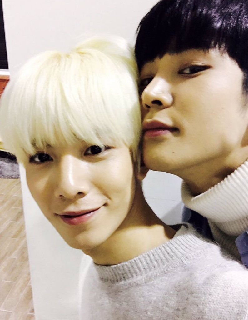 Happy birthday to the most iconic gift giver! I hope you get your own princess set too 🫶

#우리의_여름_로운아_생일축하해
#HAPPY_ROWOON_DAY