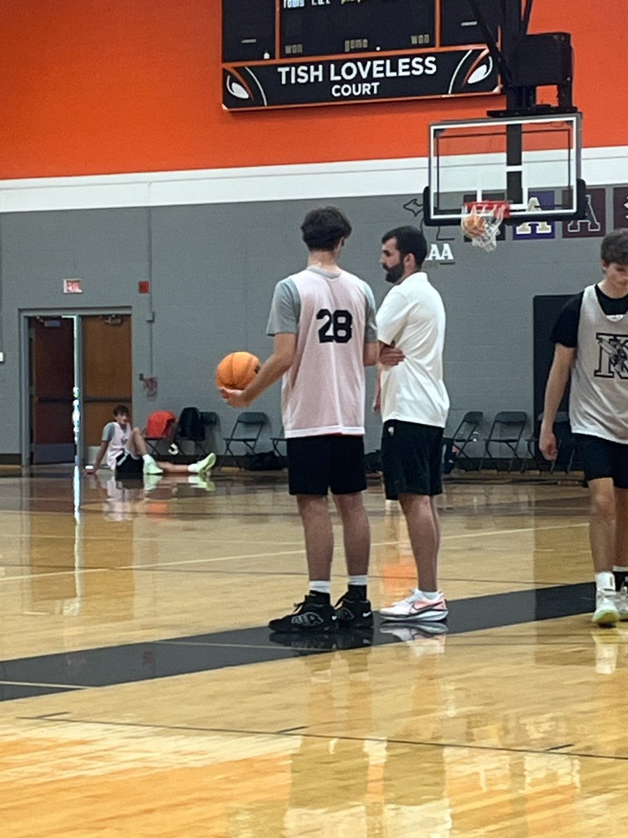 Karsen Thomas tweet media