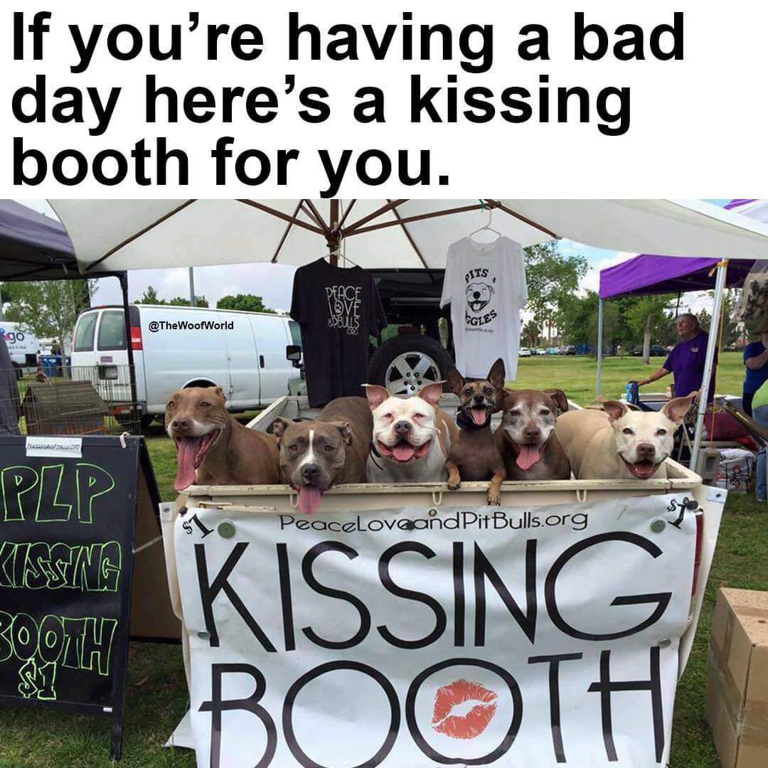 If you're having a bad day here's a kissing booth for you 😘❤