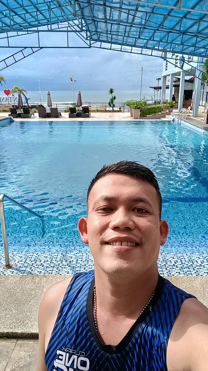 Jerimy1997's tweet photo. Lezzgow vitamin sea https://t.co/c0LMNu7zIs