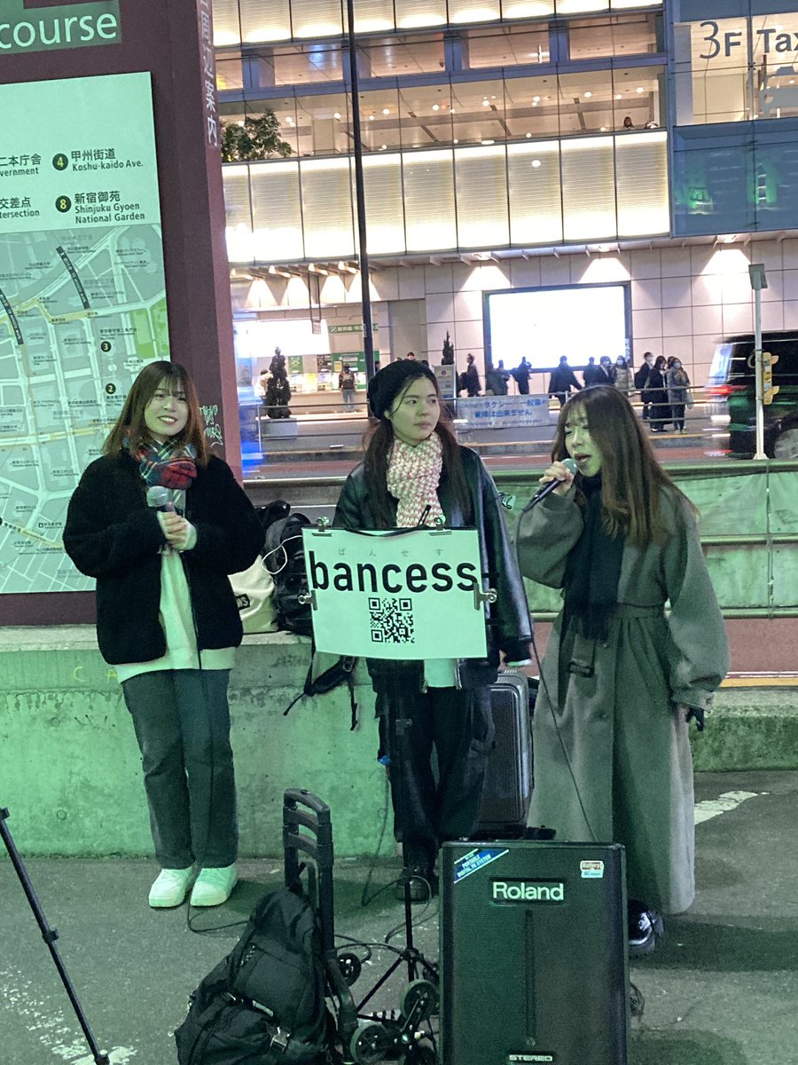 YFjoban's tweet photo. 続き

#路上ライブ
#bancess
#バンセス
#アイドルグループ
#oAnoentertainment 所属
#CHIERI （ @cherryll06 ）
#michi （ @_michi_1103_ ）
#YouA （ @youa_1010 ） https://t.co/1guvbFVNr9