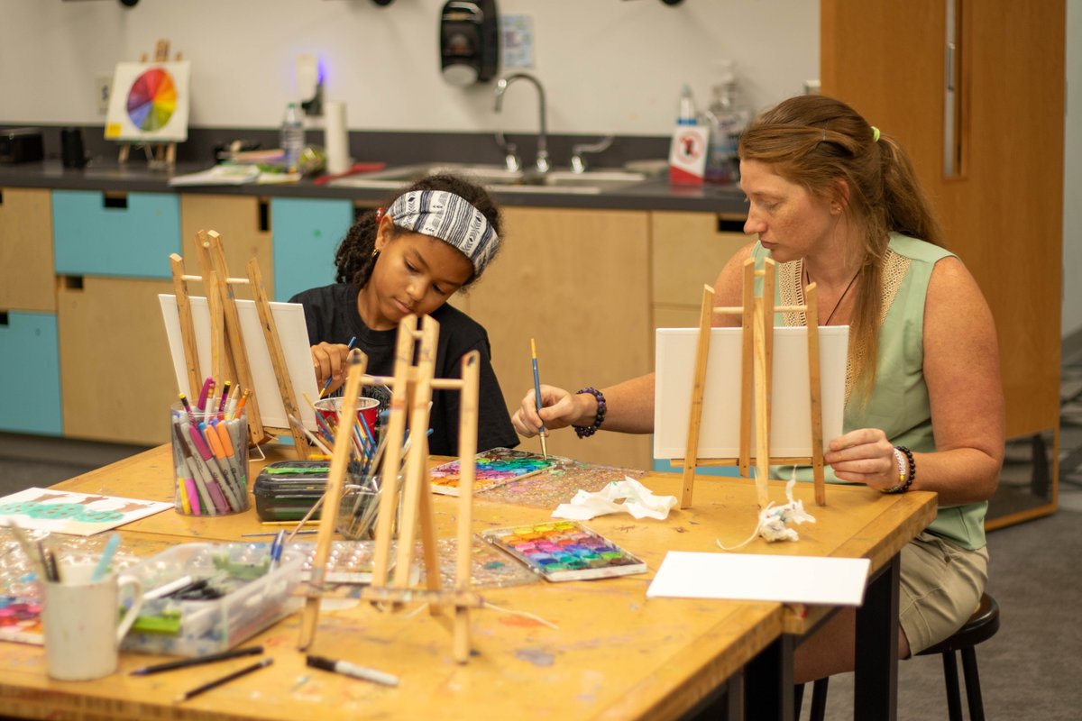 accessfreely's tweet image. Come to Learn Freely Fest and #learncreateshare with us! You'll have fun with Bee Keeping 🐝, Camping 101 🏕️ , DIY Charcuterie making 🍇 , Plant Swapping 🌿 , Voting ✅, and lots more!  

📍 Richland Library Main
📅 Saturday, August 10
⌚ 2 p.m. – 5 p.m.