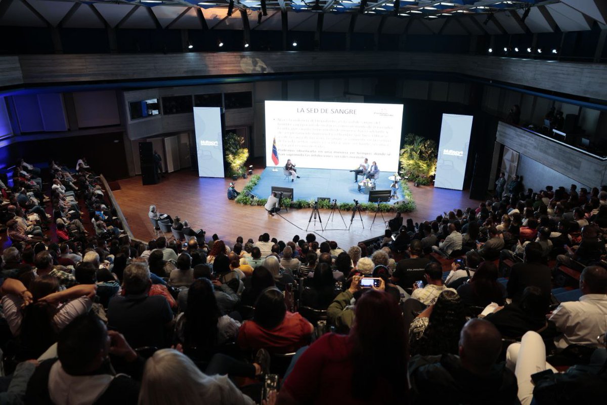 #Ahora | Padre Numa Molina presenta la ponencia: La paz y la concordia como valores fundamentales para la convivencia amorosa del pueblo venezolano 

#ChaoWhatsApp