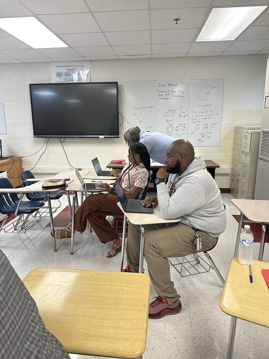 PLCs up and running day two <a href="/DeKalbSchools/">DeKalb Schools, GA</a> at Towers High. The math champions were planning for the scholars. #LeadershipMatters #newlevelsnewheights