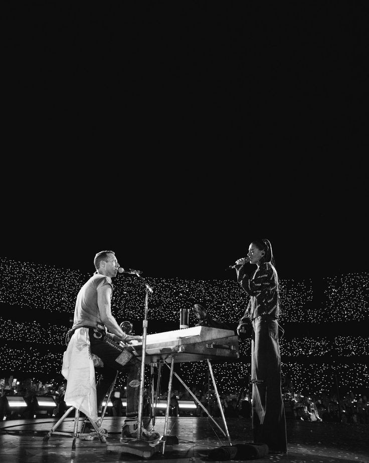 clovetriplete's tweet photo. nos llenas de orgullo tini, es un sueño esta colaboración con coldplay 🥹🤍 https://t.co/M23JCHrJqI