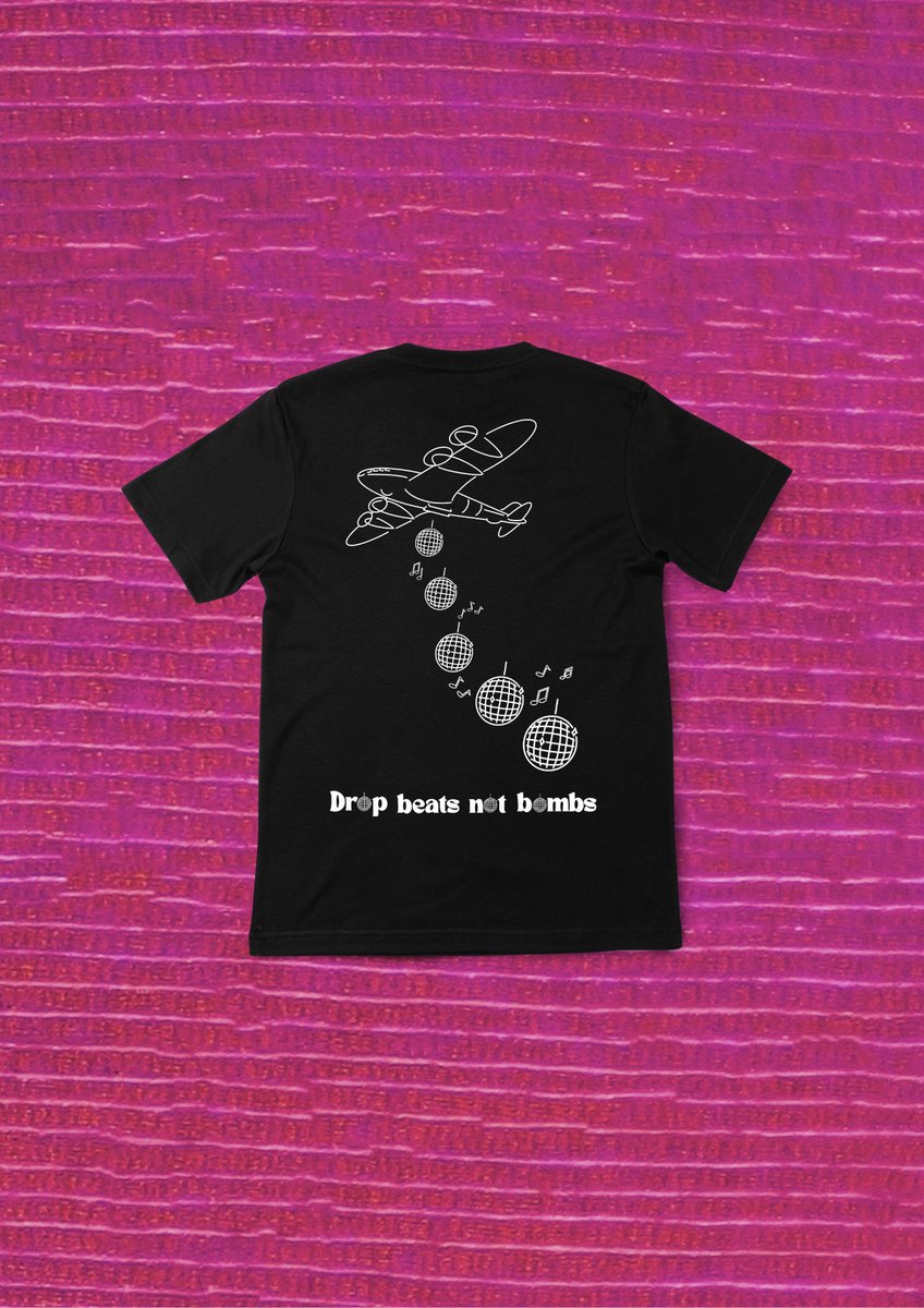 Designed a Tshirt for Anthem for Dissatisfaction with <a href="/BrassneckCo/">Brassneck Theatre Company</a> and @Skelpie_Limmer playing at <a href="/FeileBelfast/">Féile an Phobail</a>  I’m delighted with how it turned out. #DropBeatsNotBombs #FreePalestine #Costume