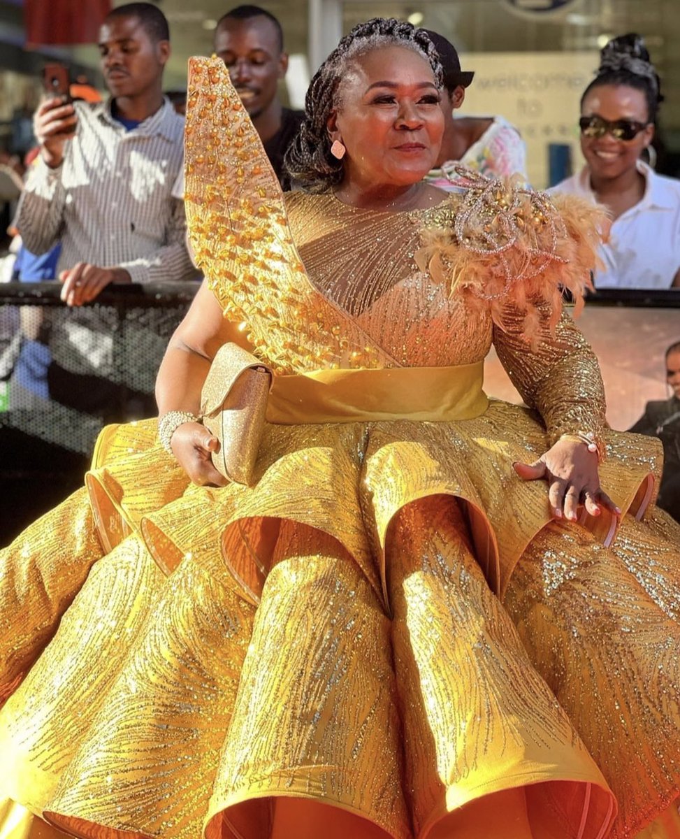 Jabu_Macdonald's tweet photo. Rest in Peace Queen 👑 #RIPConnieChiume 🙏🏽 https://t.co/vqK79tOjAC
