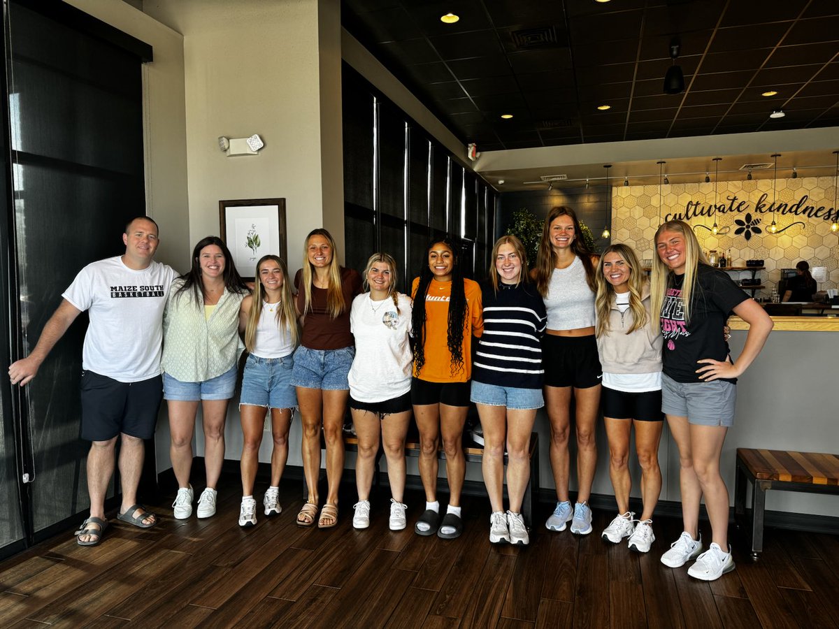 Maize South Mavs GBB tweet media