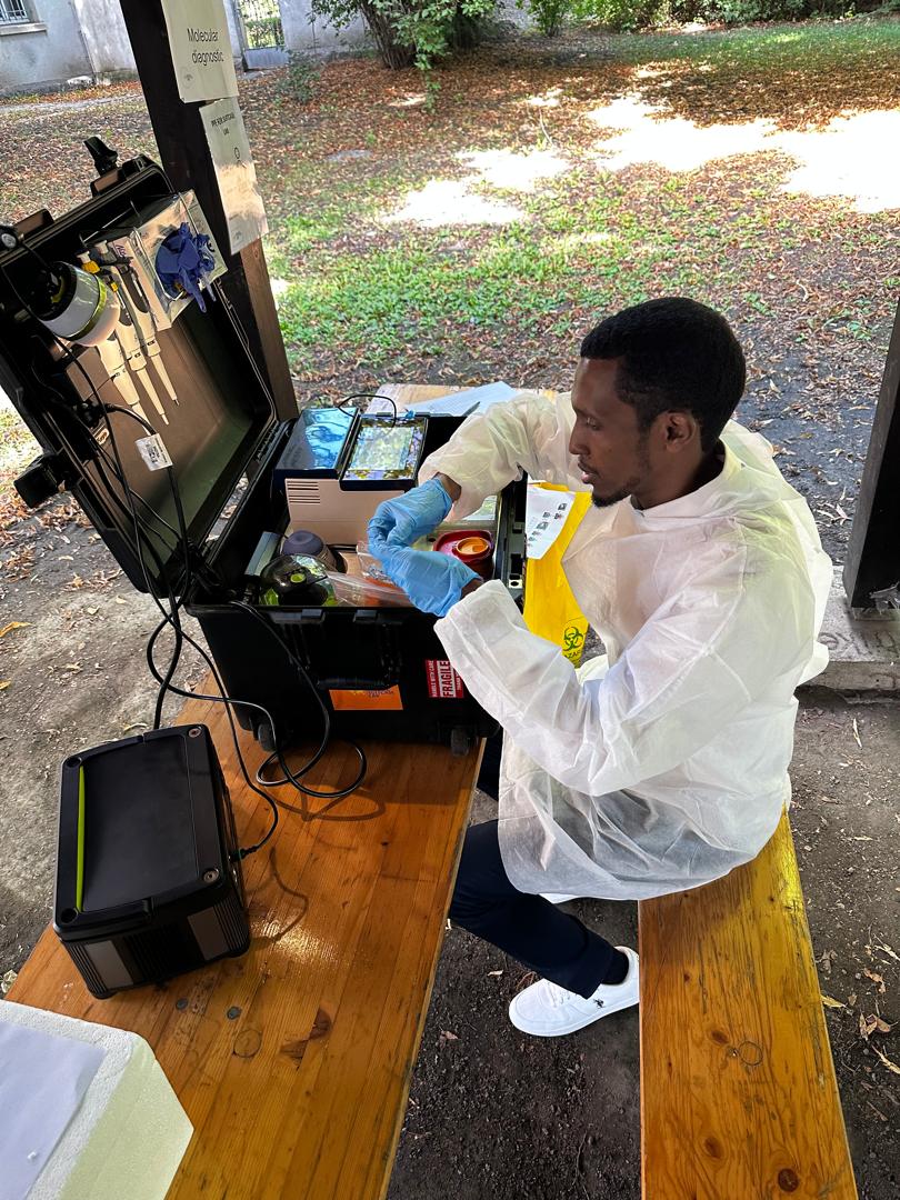 <a href="/Dr_AhmedKadle/">Dr. Ahmed Kadle</a>, Rector of <a href="/AbrarUniversity/">Abrar University</a>, visited <a href="/UniLeipzig/">UNIVERSITÄT LEIPZIG</a>, Germany, to collaborate with <a href="/ahmedAEW/">Ahmed Abd El Wahed</a> on developing an innovative suitcase lab for the diagnosis of hashtag #Trypanosomiasis
DrKadle also met with the Rector of <a href="/UniLeipzig/">UNIVERSITÄT LEIPZIG</a>, #ProfEva,&amp; Vet College Dean, #ProfThomas