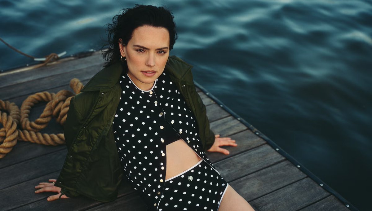 📸 | Daisy Ridley para revista Women’s Health, edição de agosto de 2024.

Fotos de Jonny Marlow.