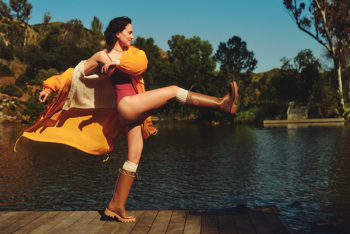 📸 | Daisy Ridley para revista Women’s Health, edição de agosto de 2024.

Fotos de Jonny Marlow.