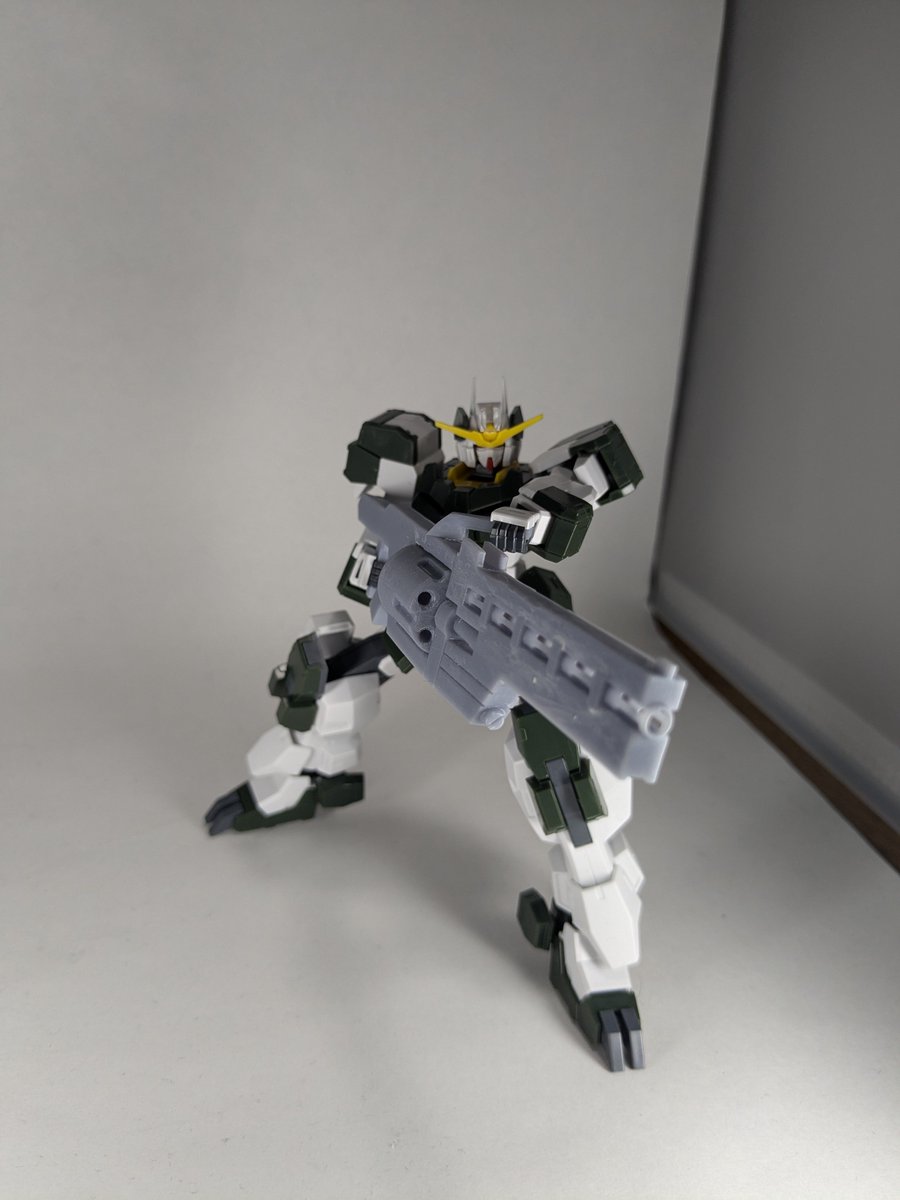 masapula9mm's tweet photo. サダルスードの武器をイメージして3Dプリンターで作ってみた！
サバーニャは素組です〜☺

#ガンプラ
#ガンダム
#ガンプラ好きな人たちと繋がりたい https://t.co/NWZL2HKmAo