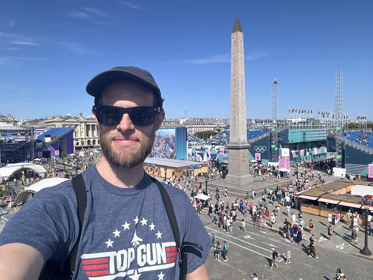 BillSilverlight's tweet photo. 2ème journée aux #JO2024, au Parc Urbain de La Concorde ! Show de break, de ballon, de BMX flat, et on regarde le skateboard depuis le stade à quelques mètres.
Première expérience des JO pour mon fils, c’est une super idée pour étendre l’expérience, plutôt que juste les épreuves. https://t.co/IAnmM1SGnf