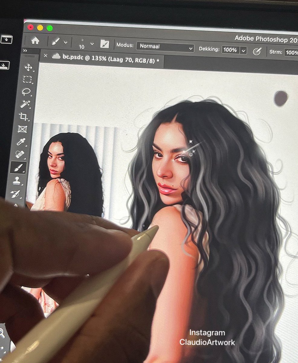 Claudio_Peeters's tweet photo. Charli XCX in progress #guess https://t.co/01AmDWErPi